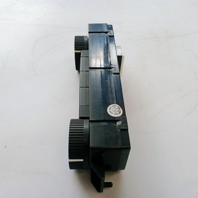 Atualize o sistema de refrigeração do seu carro com o botão do controlador de ar condicionado frontal JAC Sunray
