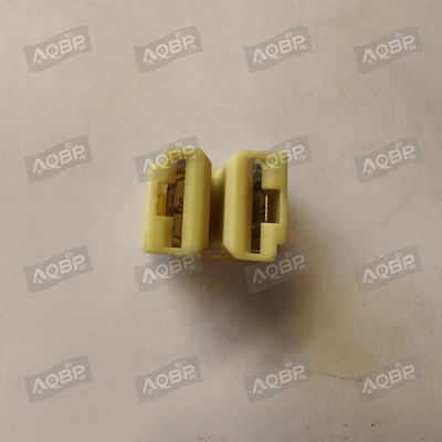 OE NO. S40030100-D3 Sunray Bus Pequeno fusível de fusão lenta 60A B-10 Peças para automóveis